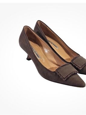 Manolo Blahnik Brown Pointed Toe Kitten Heel Pumps with Buckle Detail